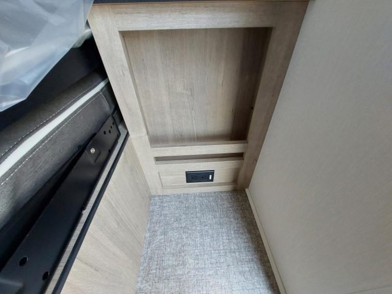 225803