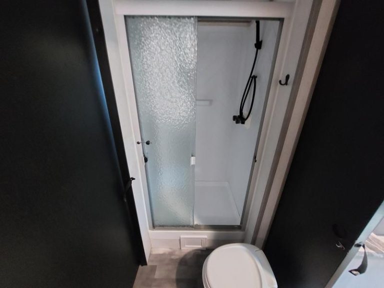 255800
