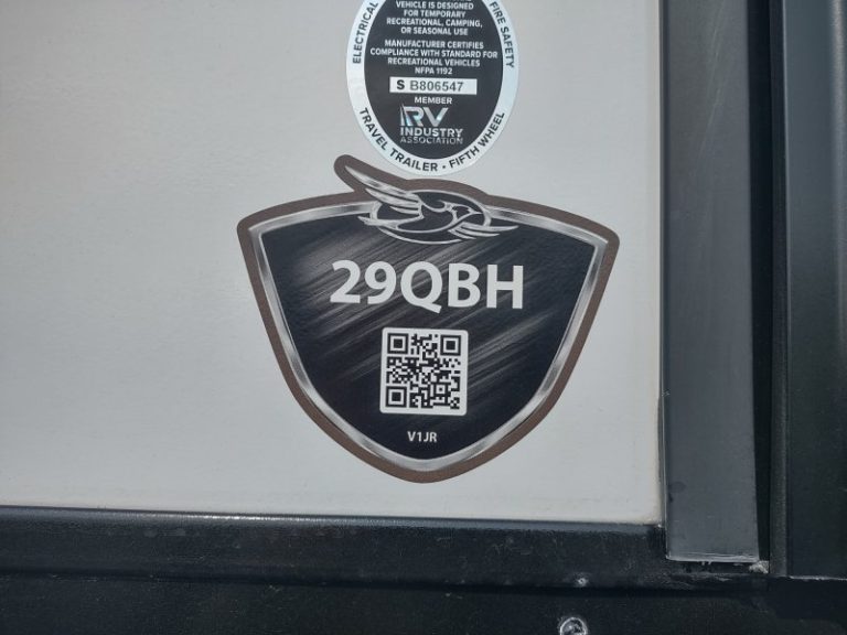 366333