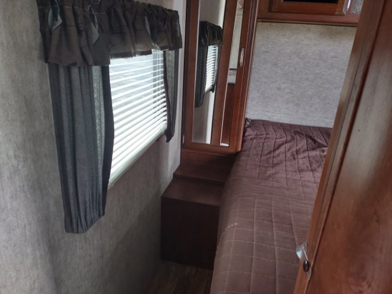 375760