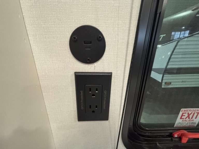 379934